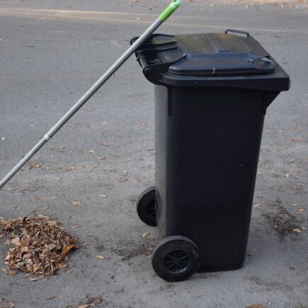 Rolcontainer bij vandalisme: wanneer kies je een vandalencontainer?